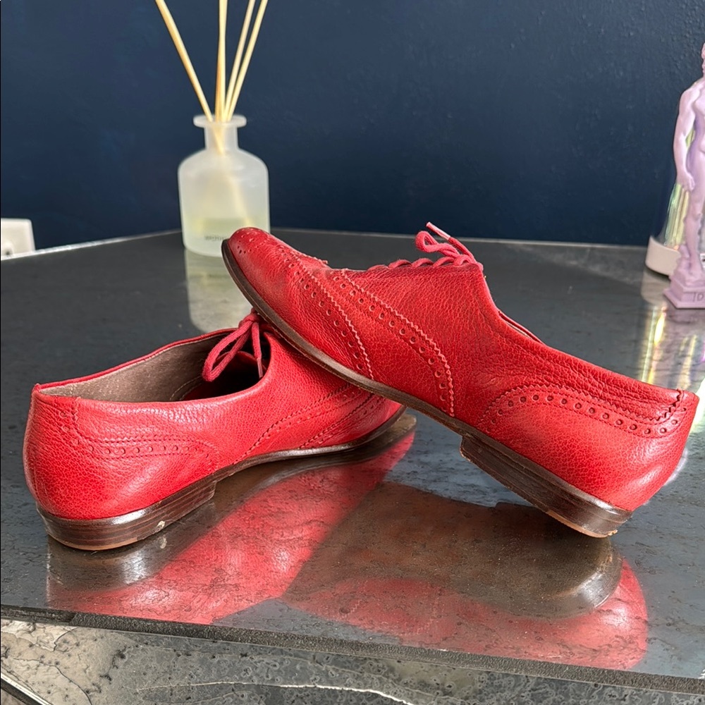 Red Leather Brogue Shoes - Picture 2 of 4